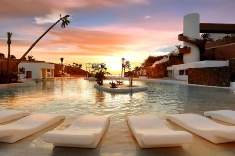 Pool in the evening